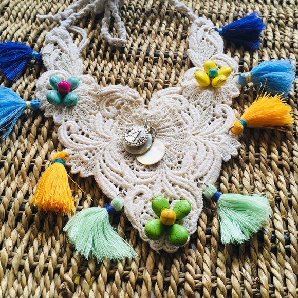 Necklace - Picture 2 of 3